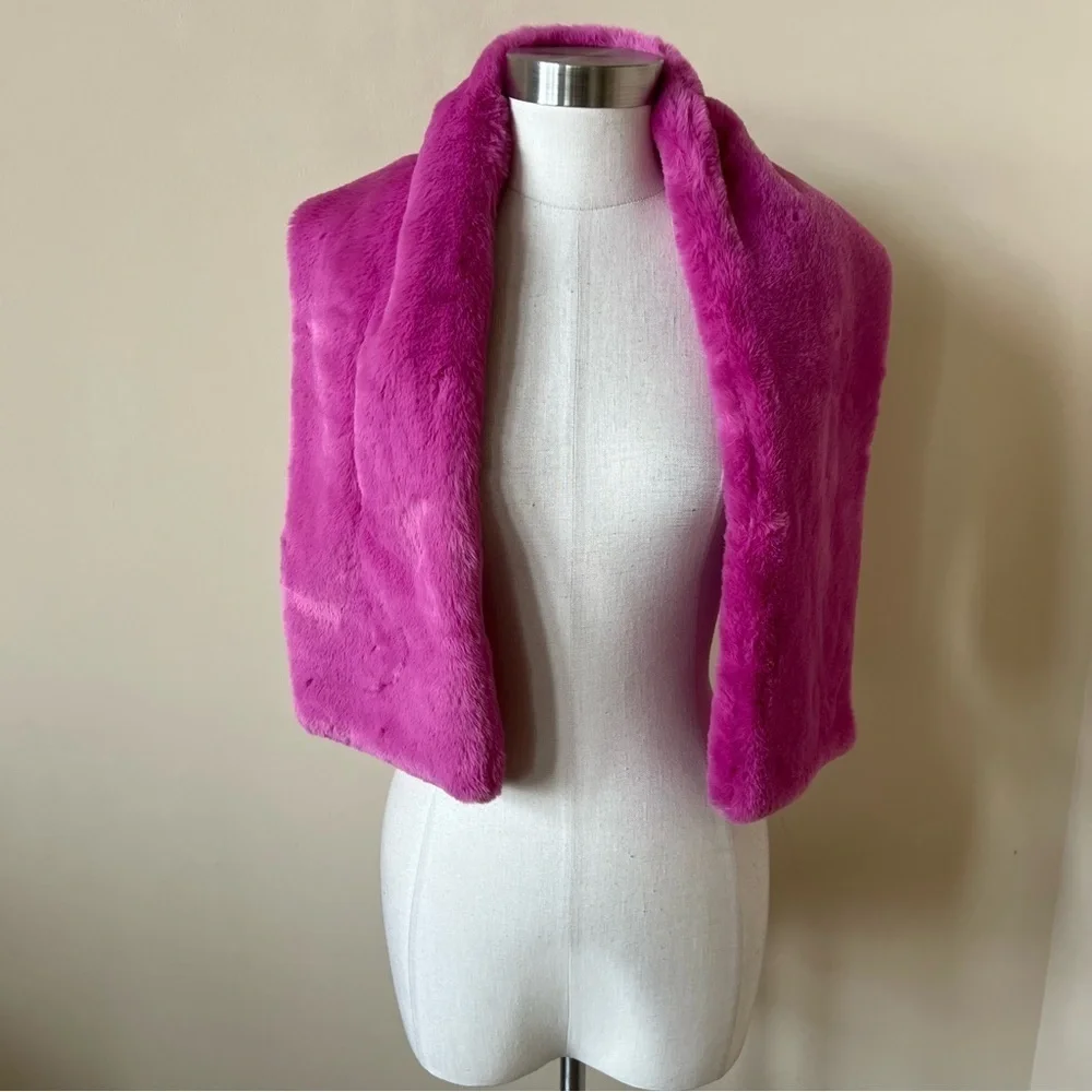 Apparis Bambi fuchsia pink Vegan Fur Scarf 26273